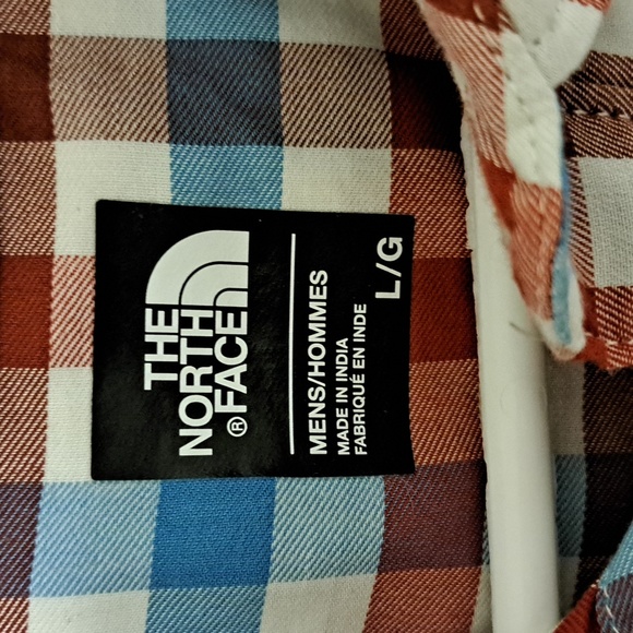 The North Face mens large checkered short sleeve shirt - Picture 2 of 4